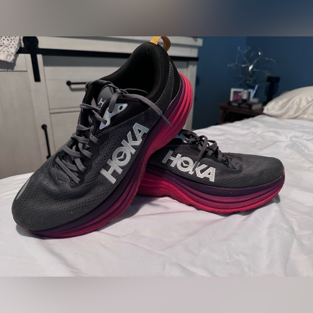 Hoka sneakers - Bondi 8